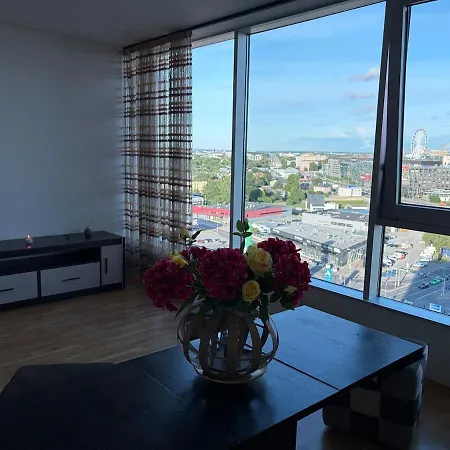 Appartamento Sky-high Lake-view Retreat, Near City, Airport&bus *